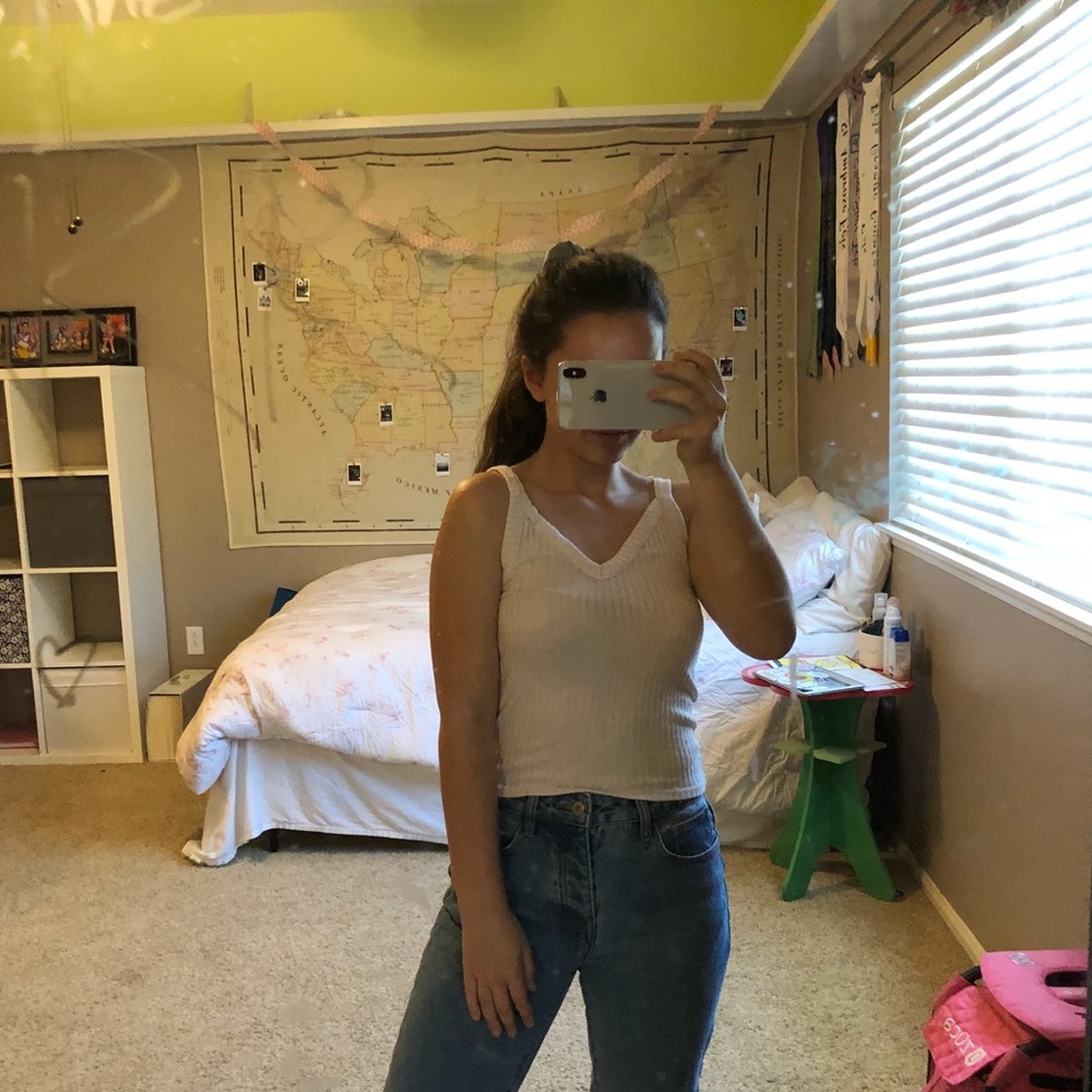 White knit tank